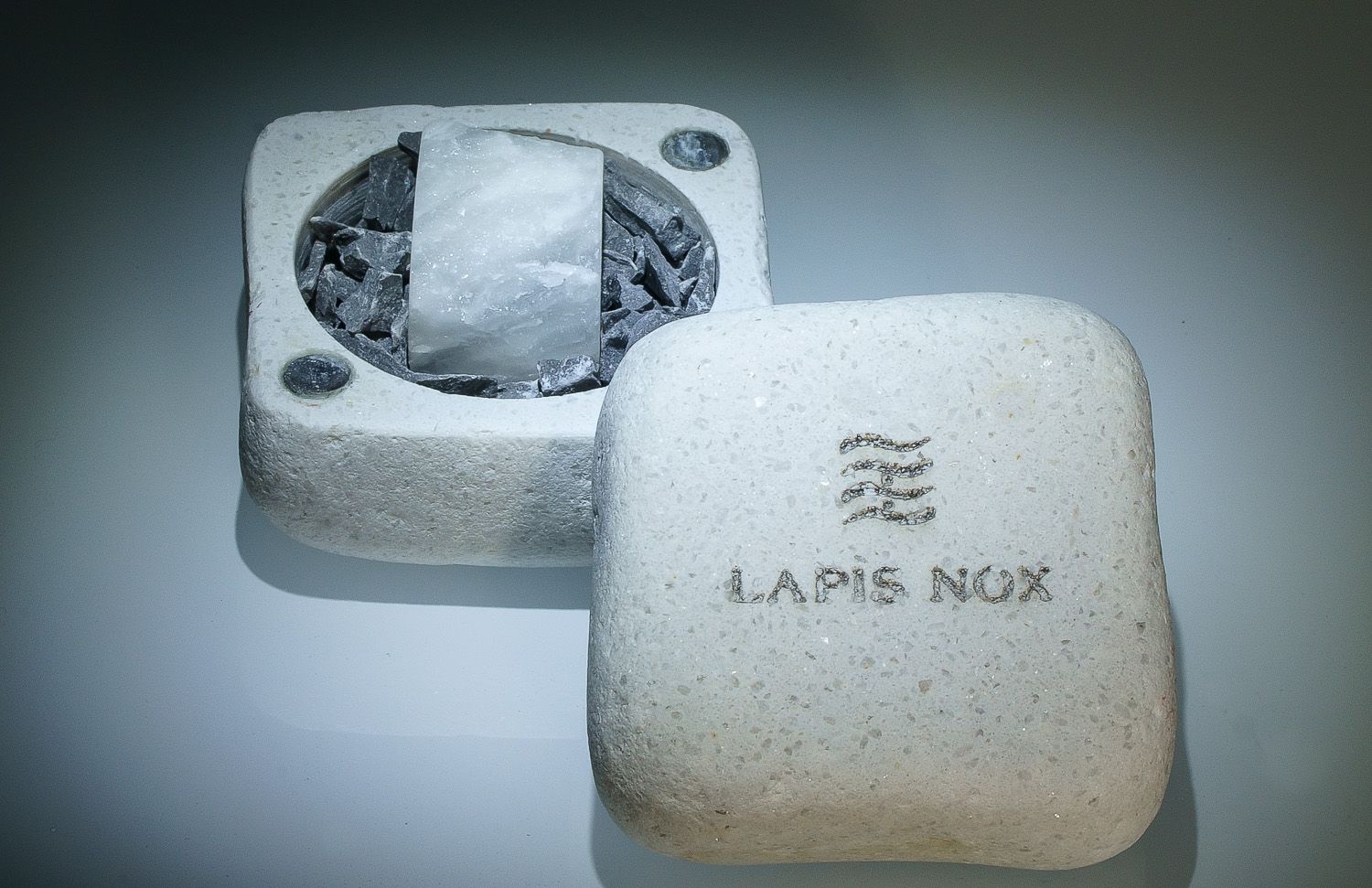 Lapis Nox stone ring box