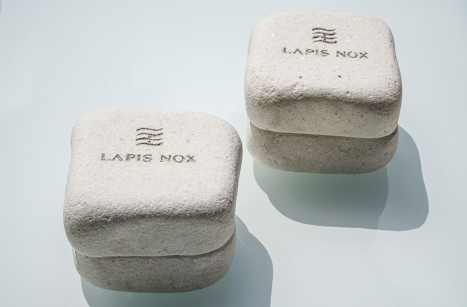 Lapis Nox stone ring box